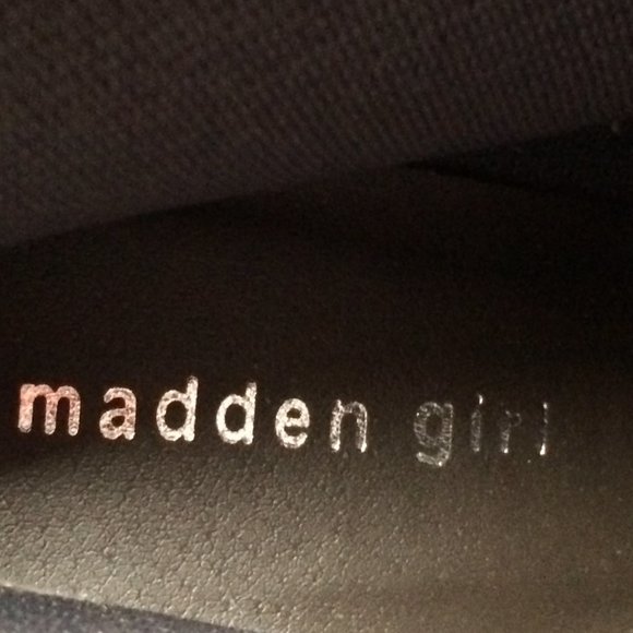 Madden Girl Gray Western Booties, Size 7.5M - Picture 5 of 6